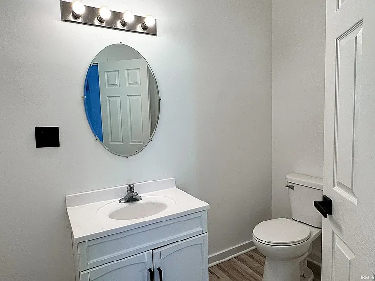 733 S Armstrong St — Photo 18