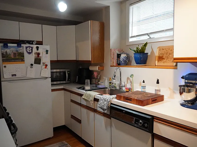 3 Bartlett St — Photo 11