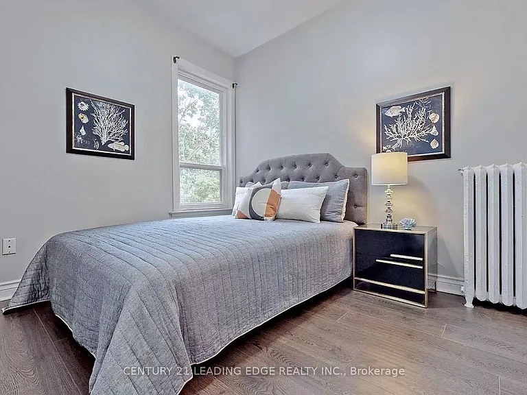 233 Borden St #MAIN LEVEL — Photo 10