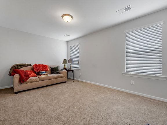 5th image of 6474 Winslow Dr
