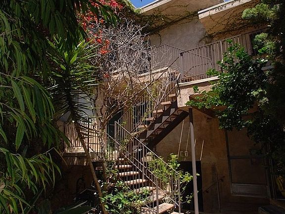 3rd image of 27 Westminster Ave #108