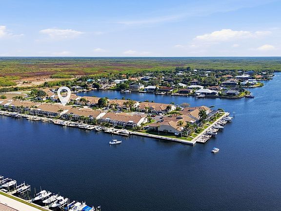 4th image of 285 Stella Maris Dr S