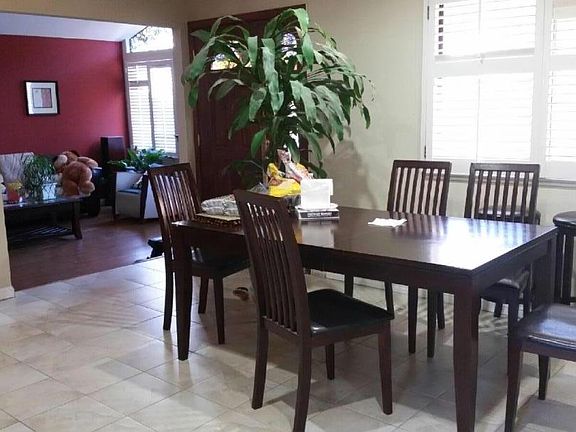 4th image of 3381 Thrift Pl
