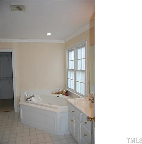 Main Bath