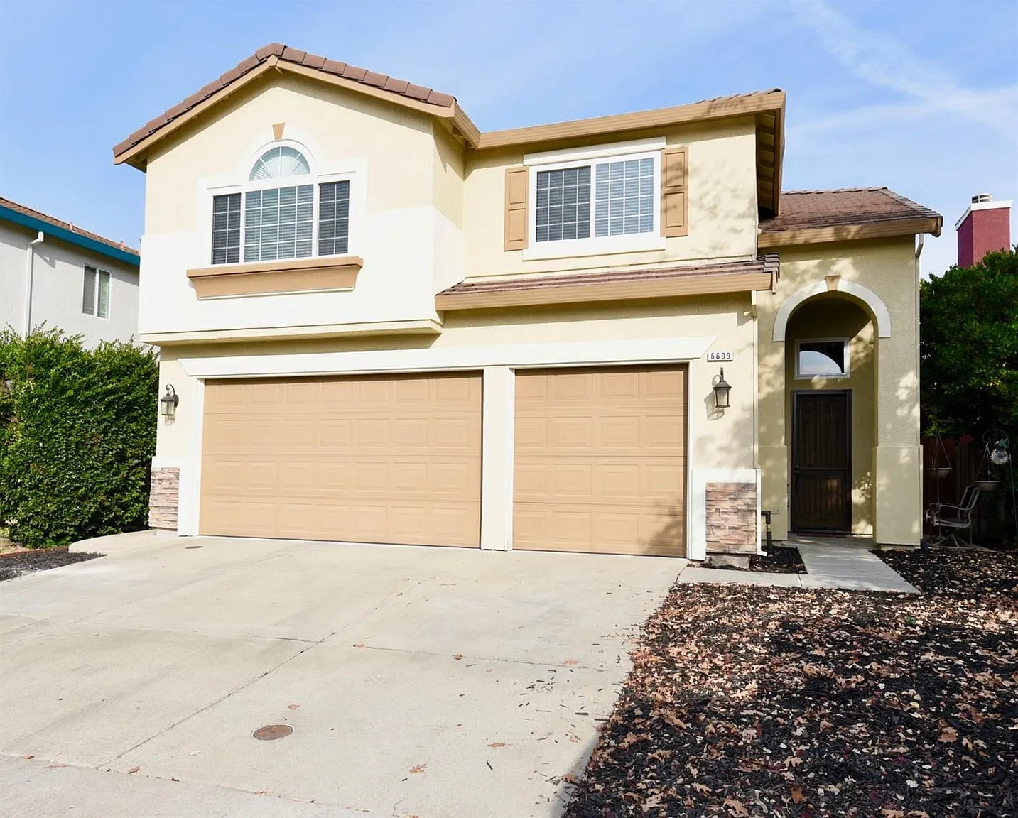 6609 Trailride Way photo 1