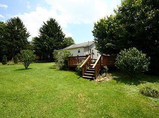 231 Newton Rd, Fayetteville, WV 25840