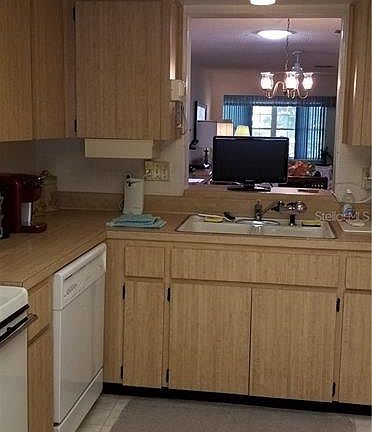 4th image of 2238 Lark Cir W APT A