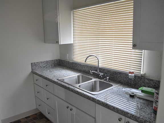 2nd image of 4311 Lamont St