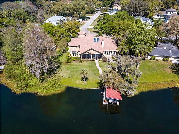 4th image of 906 Poinciana Ln