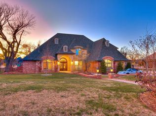 6409 Oak Tree Dr, Edmond, OK 73025