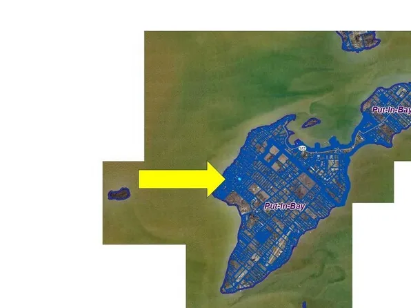 2 Dahlgren Ave #A, Put In Bay, OH 43456