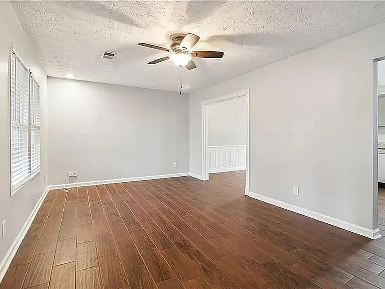 4173 Alicia Ct — Photo 7