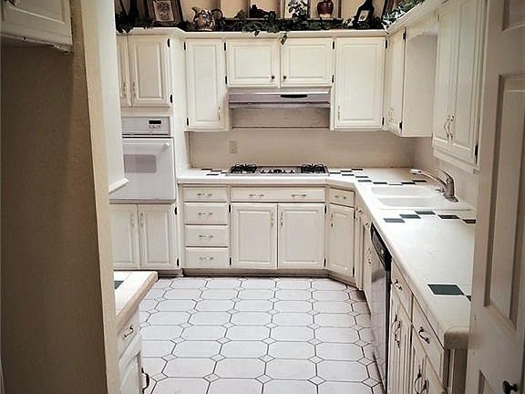 2nd image of 4216 NW 53rd St