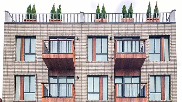 Rented by Nooklyn NYC LLC | media 44