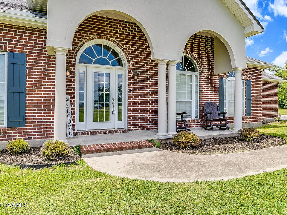 936 S Poydras St, Breaux Bridge, LA 70517 MLS 23001108 Zillow