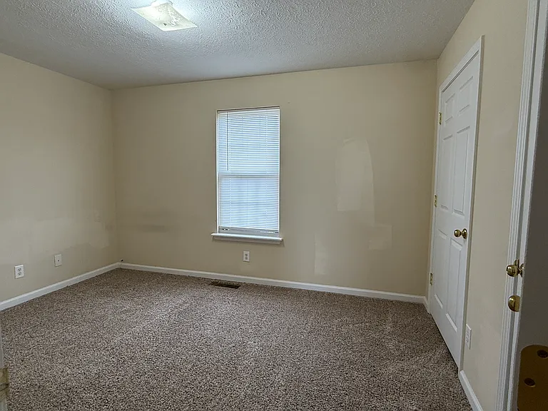 1869 Stonehenge Ave #C — Photo 13