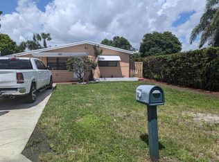 6137 Dewey St, Hollywood, FL 33023