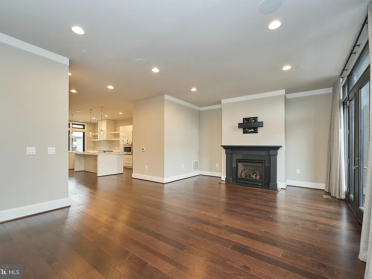 20442 Northpark Dr — Photo 22