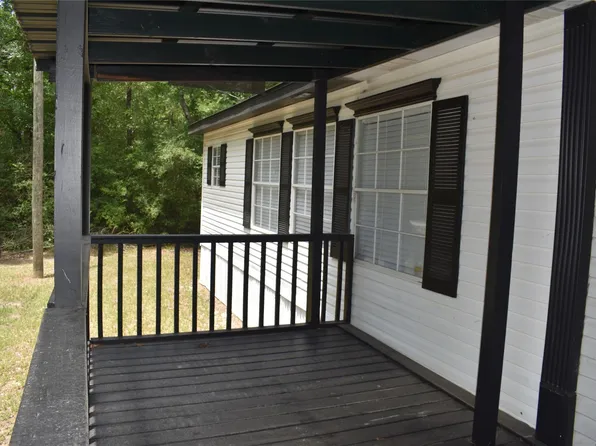 25 Wood Gln, Trinity, TX 75862