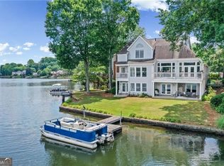 6425 Spinnaker Ln, Alpharetta, GA 30005