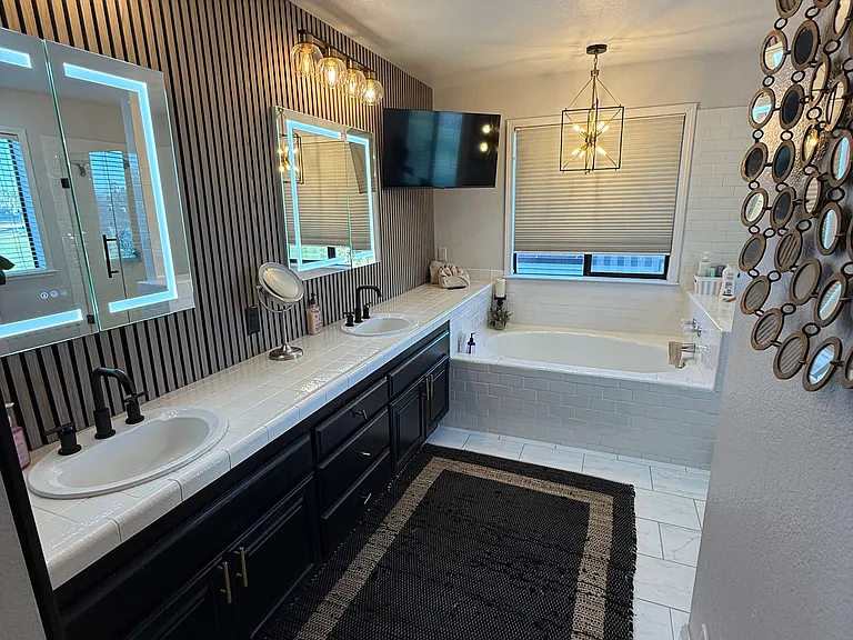 5330 Edgeview Dr — Photo 14