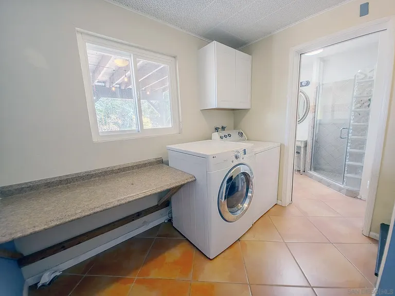 4635 Virginia Ave — Photo 19