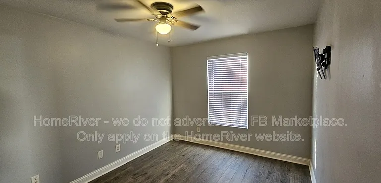 2139 Bridlewood Dr — Photo 10