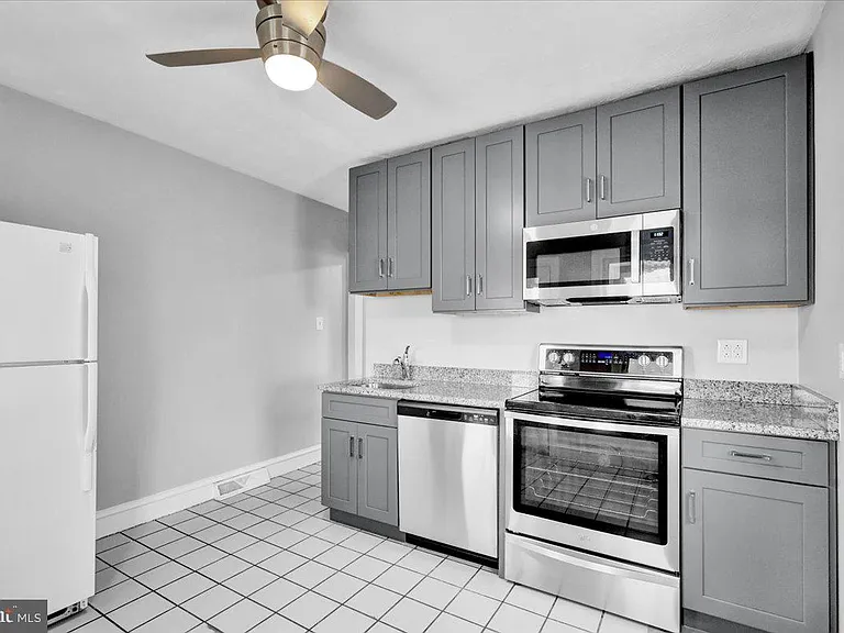 516 S 5th St — Photo 13
