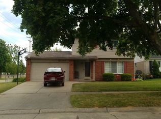 38757 Donald St, Livonia, MI 48154