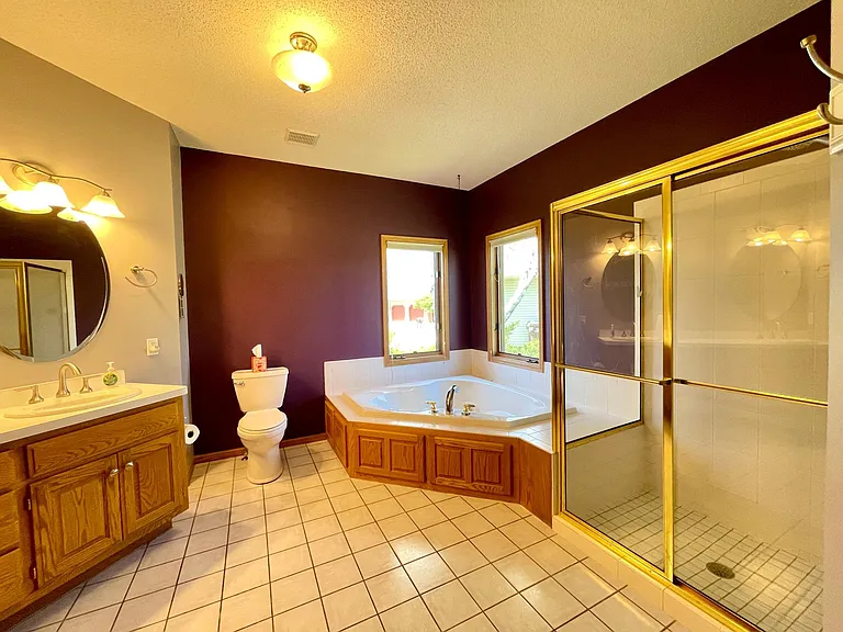 640 S Park Ct — Photo 22