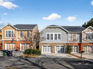 1920 Liberty Ln, Roswell, GA
