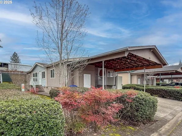 166 Green Vista Ln, Roseburg, OR 97471