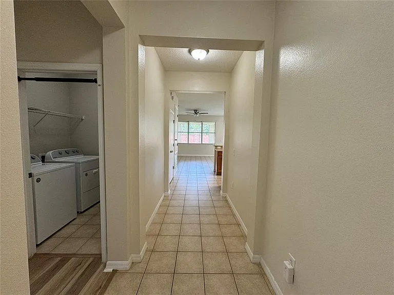 4912 Stone Acres Cir — Photo 19