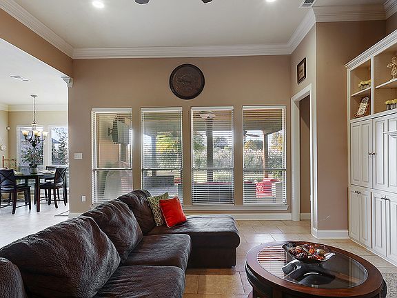 5th image of 6307 Royal Lake Estates Ave