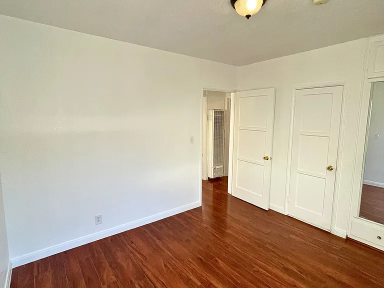 9037 Cattaraugus Ave — Photo 25