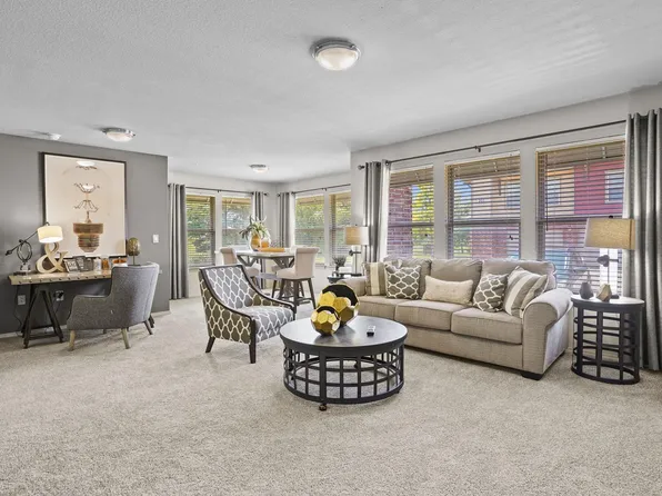 Icon at Broken Arrow Apartments