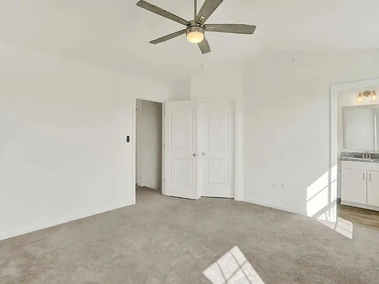 345 Avon Dr — Photo 10