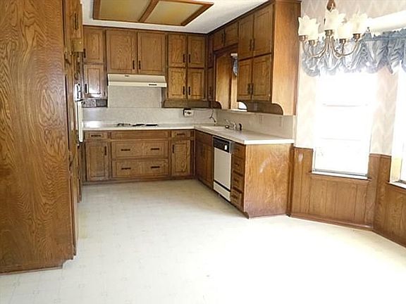 5th image of 2413 Westpark Way Cir