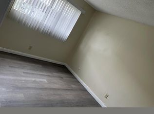 5310 Olivewood Ave APT 10, Riverside, CA 92506