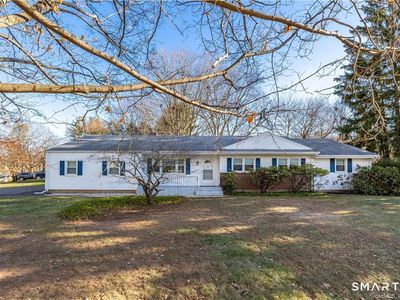 129 W Ridge Dr, West Hartford, CT, 06117