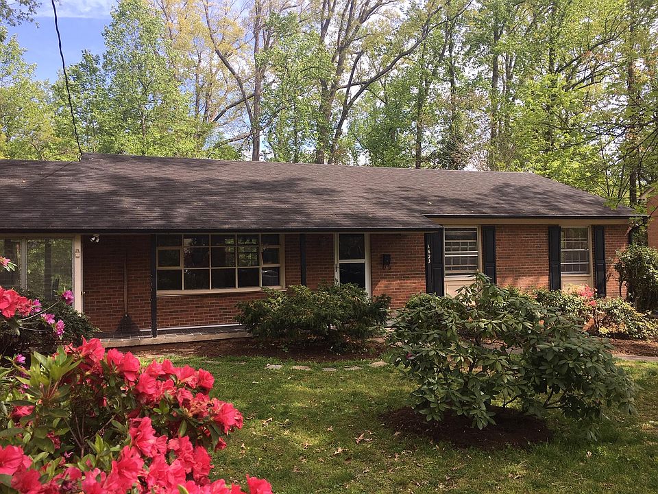 Covered front porch and entry