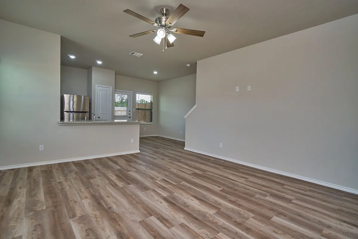 Building Photo - 478 Abigail Aly