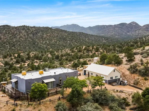 10516 E Pine Cone Way, Hackberry, AZ 86411