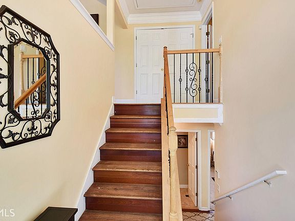 4th image of 6359 Stonebridge Creek Ln