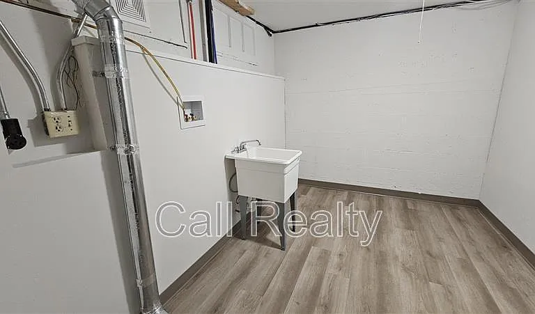 224 N Conklin Rd — Photo 16
