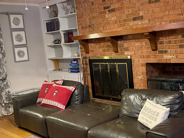 364 Hanley Cir — Photo 14