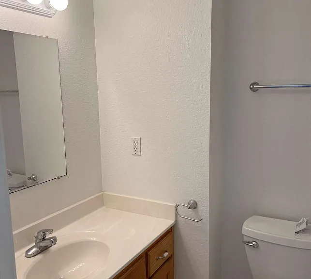 509 Zoll St #B — Photo 15