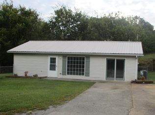 10224 Tommys Ln, Soddy Daisy, TN 37379