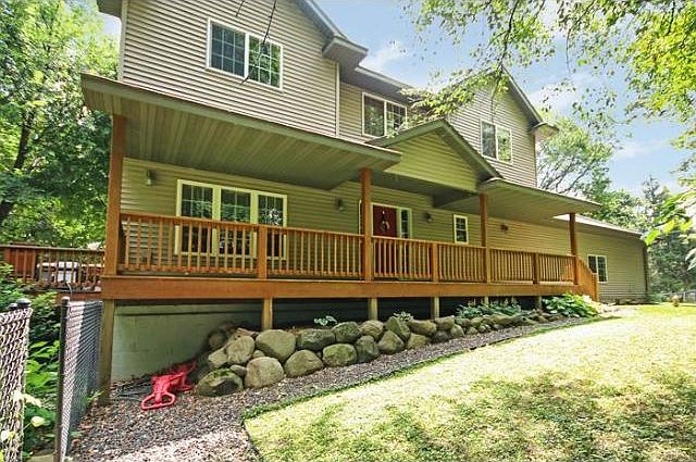 1st image of 3515 Woodland Dr
