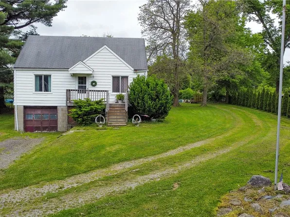 103 North Dr, Valencia, PA 16059